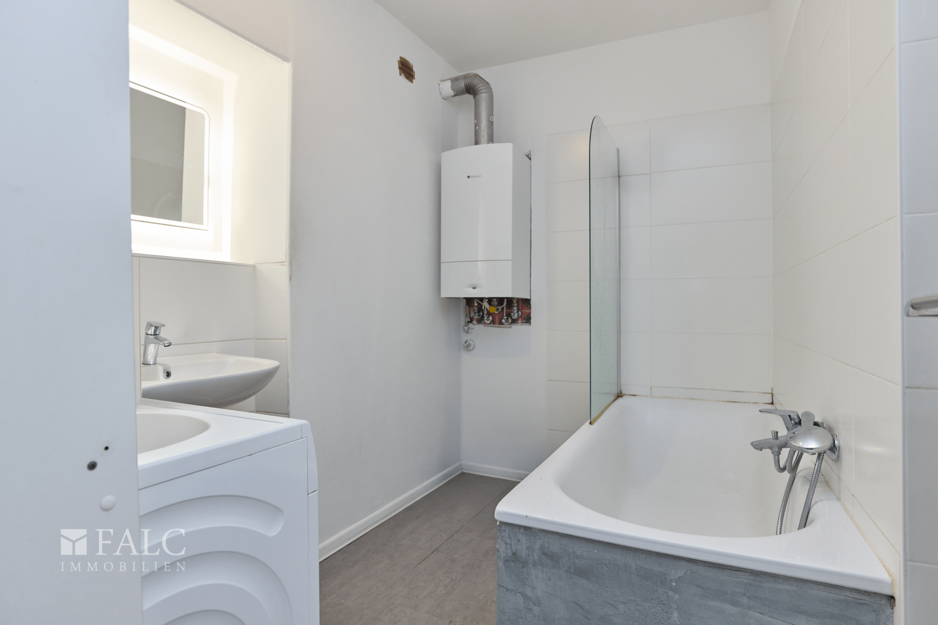 Wohnung 2. OG - Badezimmer